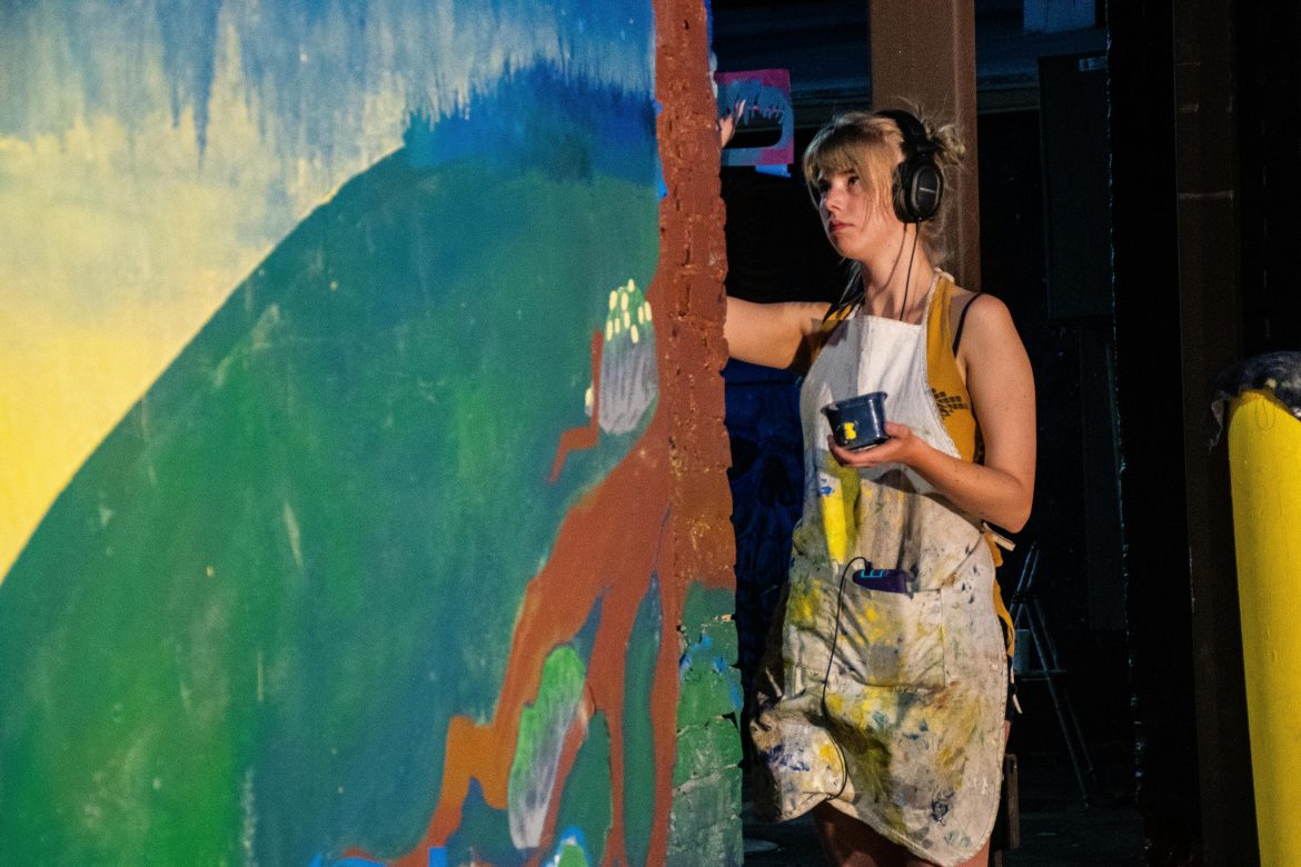 How to Properly Use Painter Drop Sheets for Maximum Protection