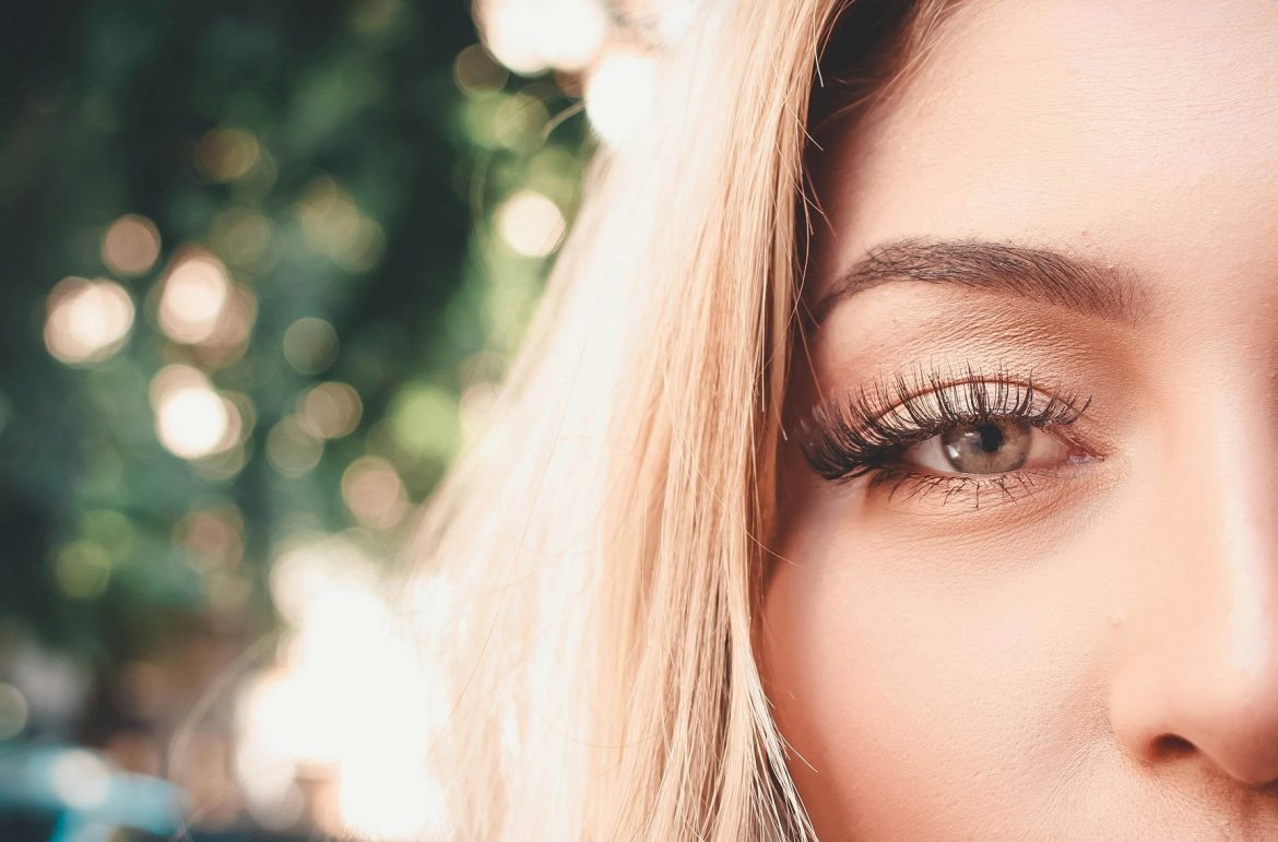 Top Benefits of Choosing Classic Eyelash Extensions Over Other Styles